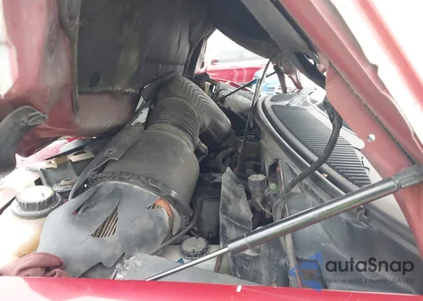 2001 Ford F-150 Lariat/Xl/Xlt z USA, uszkodzony, nr VIN 2FTRX18L61CB03747